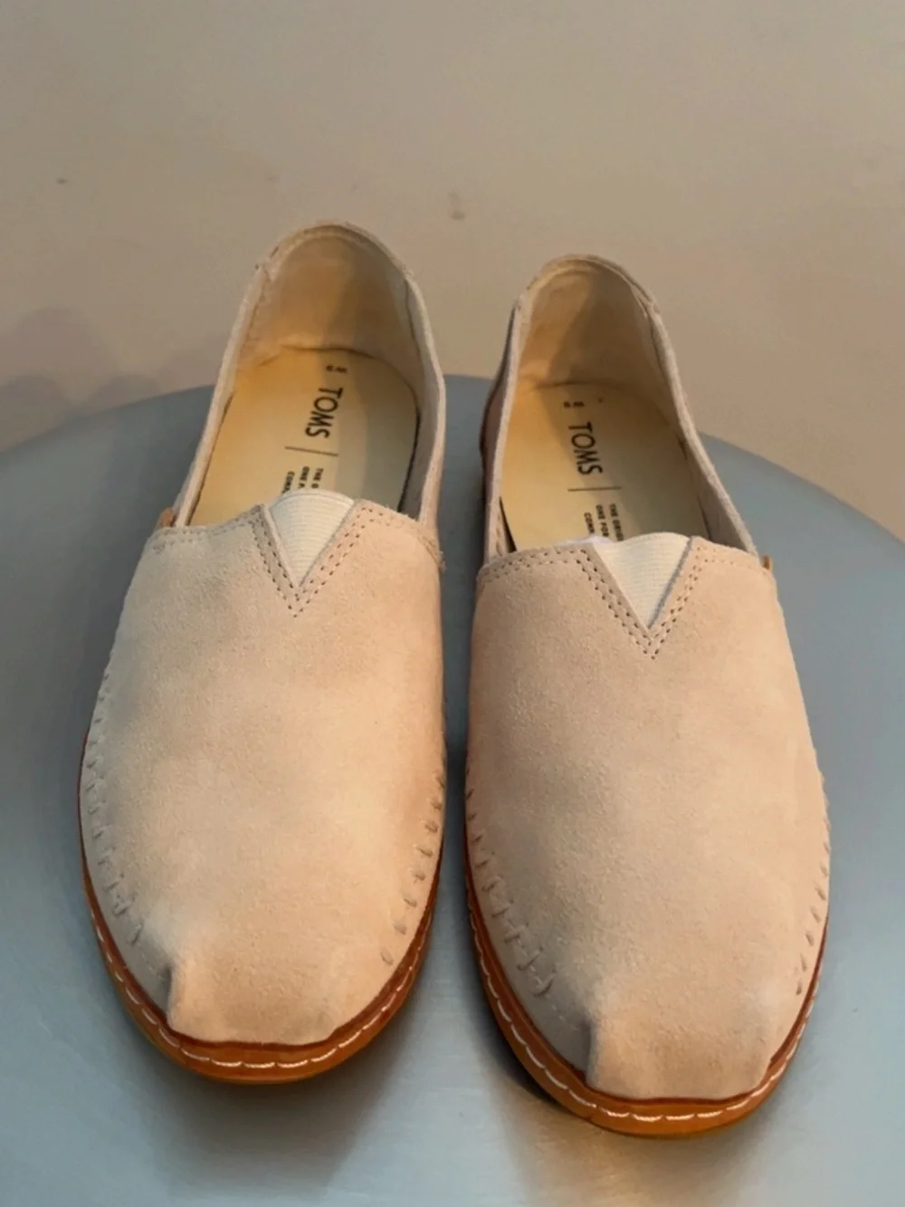 TOMS Women’s W9 Beige Suede Alpargata Slip-On Flats New Without Box